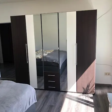 Apartment Sieben-berge-ferienwohnungen *